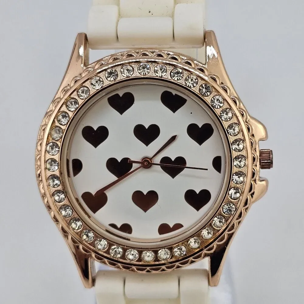 Hearts Dial‎ Women's Watch 38MM Gold Bezel White Plastic Bands New Battery